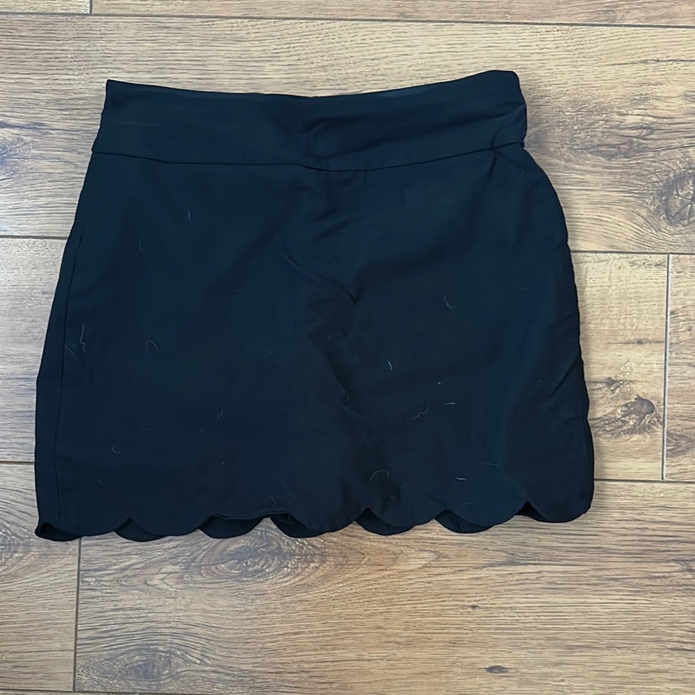 Black Scalloped Hem Skort